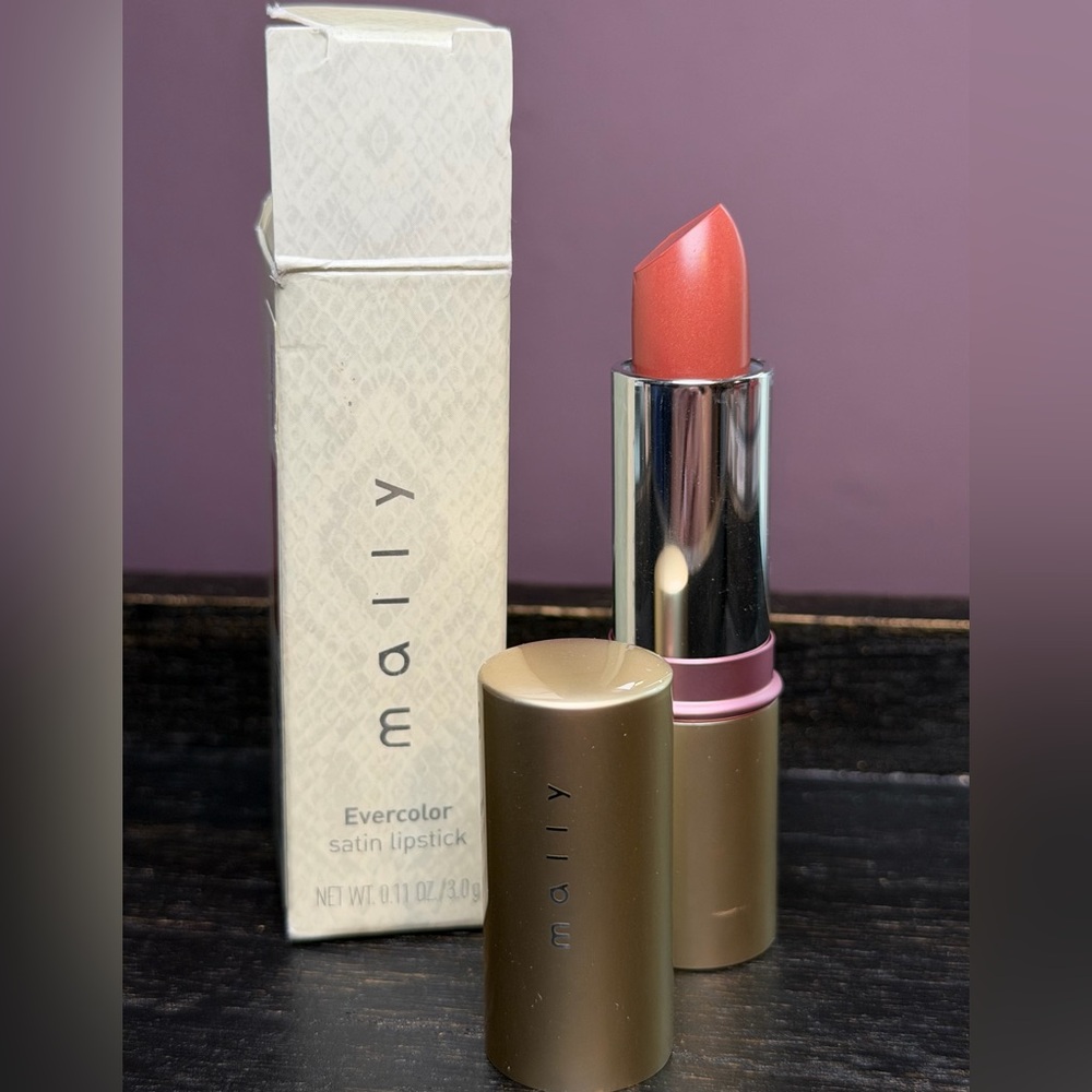 NIB Mally Beauty Evercolor Satin Lipstick Deep Nude